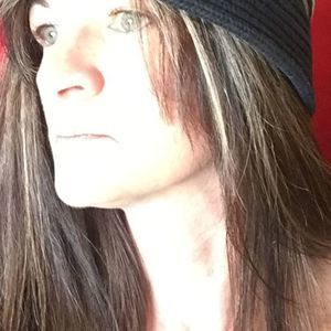 Meet your Posher, Lisha